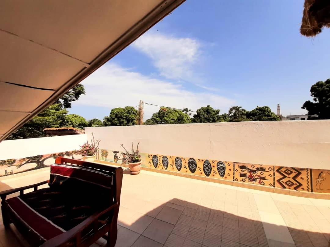 Casa Hotel Sinkiling Gambia Serrekunda Buitenkant foto