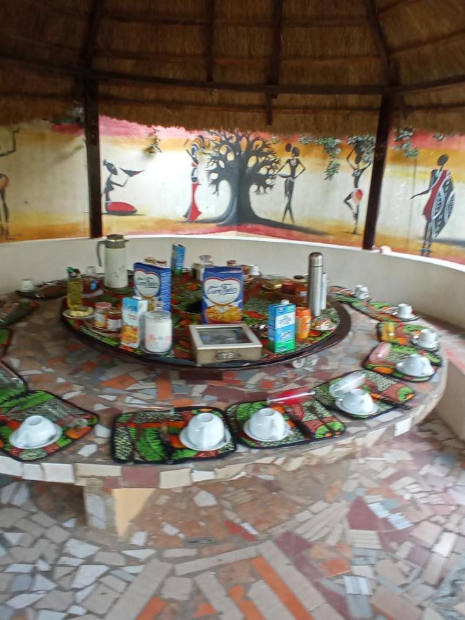 Casa Hotel Sinkiling Gambia Serrekunda Buitenkant foto
