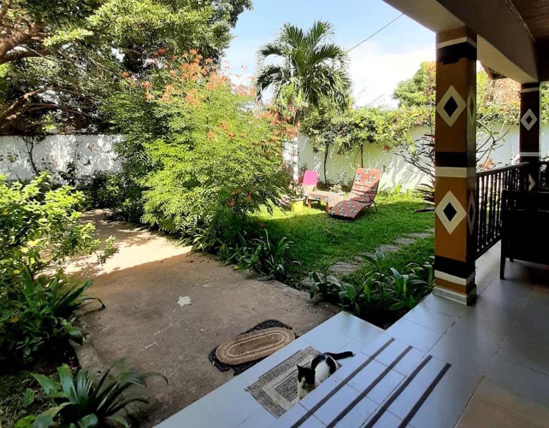 Casa Hotel Sinkiling Gambia Serrekunda Buitenkant foto