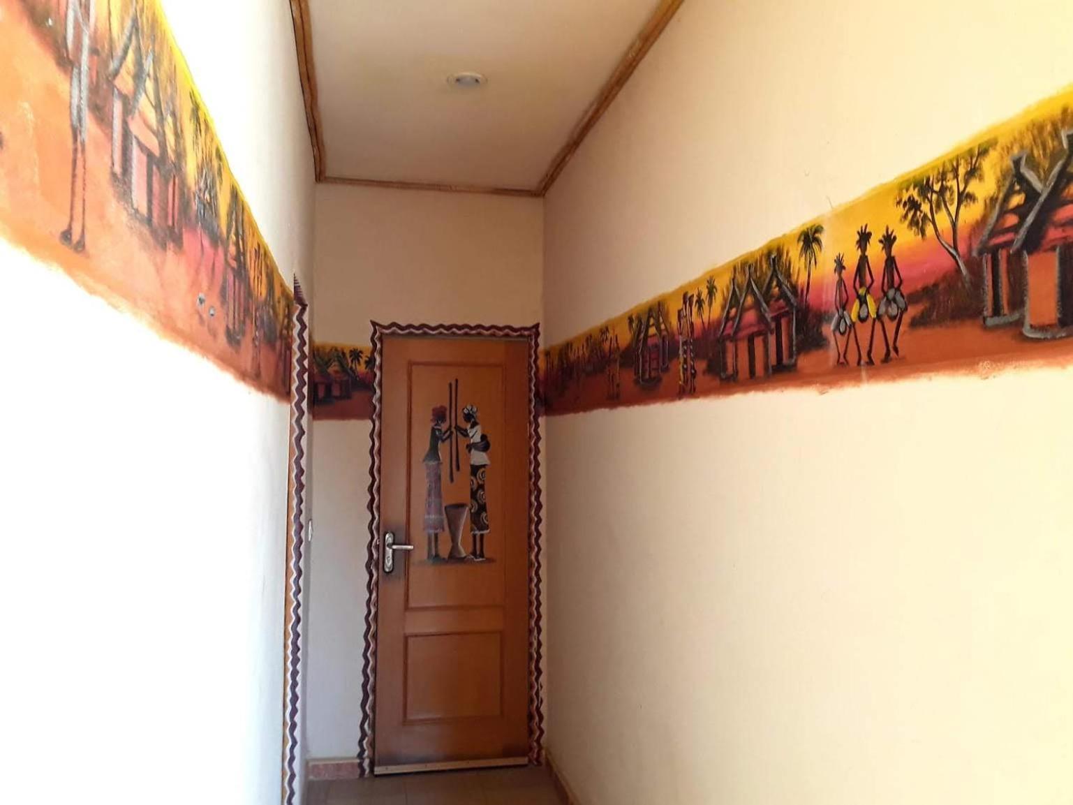 Casa Hotel Sinkiling Gambia Serrekunda Buitenkant foto